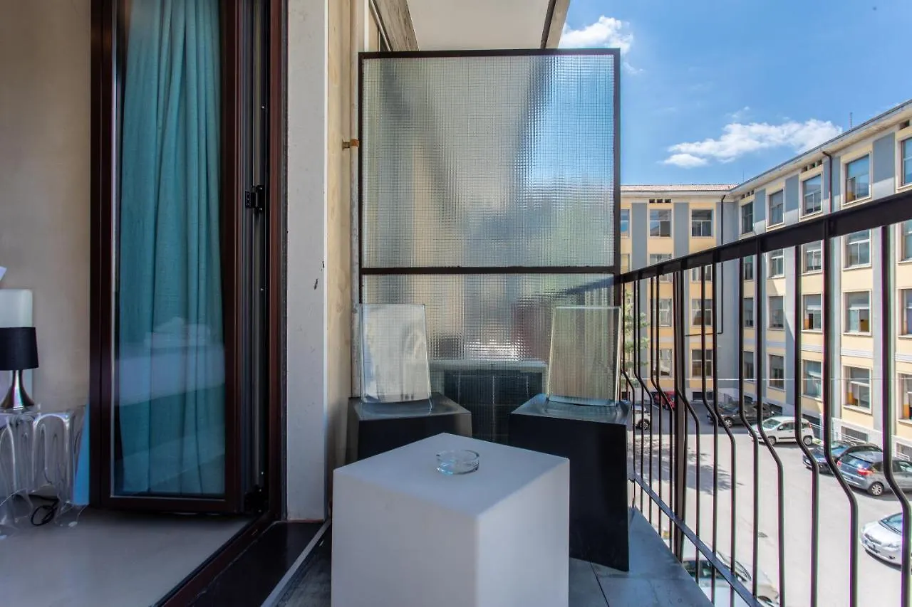 Suite Porta Nuova Self Check-In Parking Request Verona 0*,  Italy
