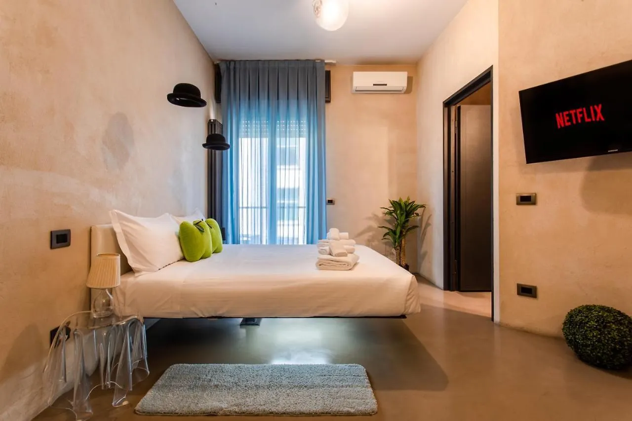 Apartment Suite Porta Nuova Self Check-In Parking Request Verona